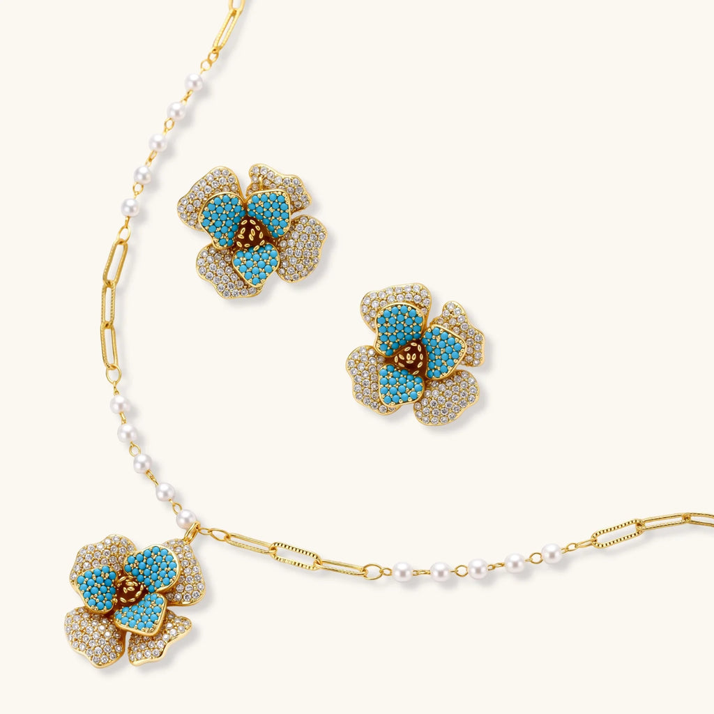 Blooming Sapphire Set gold necklace and earrings on white background